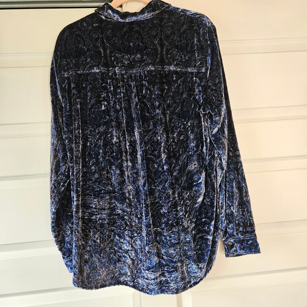 Anthropologie Pilcro Relaxed Velvet Buttondown Shirt Blue Large - Picture 3 of 8